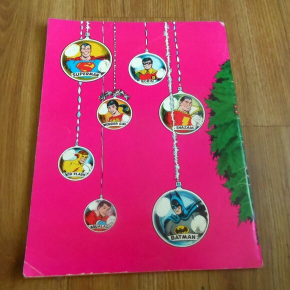 1975 Christmas with the Super-Heroes Large Comic Book (34cm X 26cm) - Picture 2 of 2